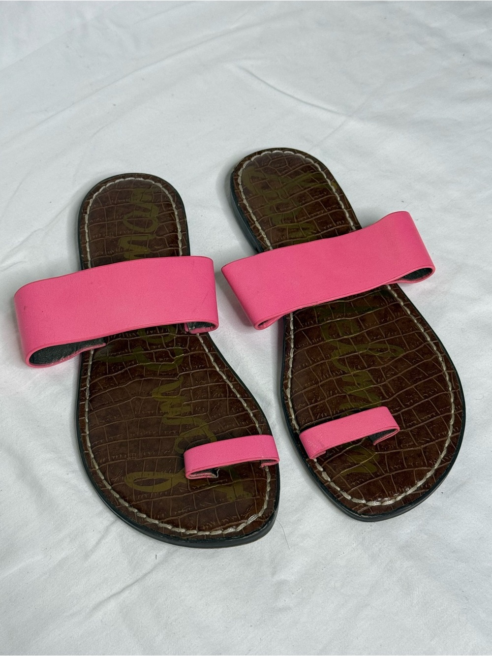 Sam Edelman Bay Sandals Women’s 8 Hot Pink Croc Embossed Toe Ring Slides